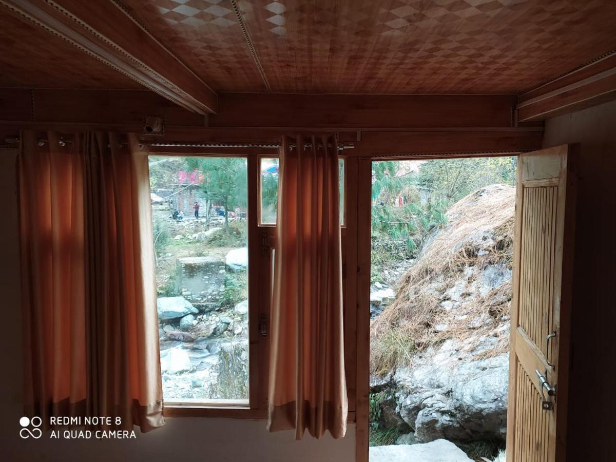 Вилла Moksha - By The River Jibhi Экстерьер фото
